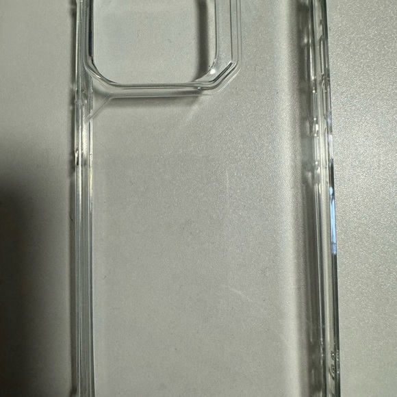 iPhone 13 Pro cases - Picture 4 of 8